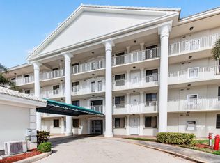 WHITEHALL, Boca Raton, FL 33433
