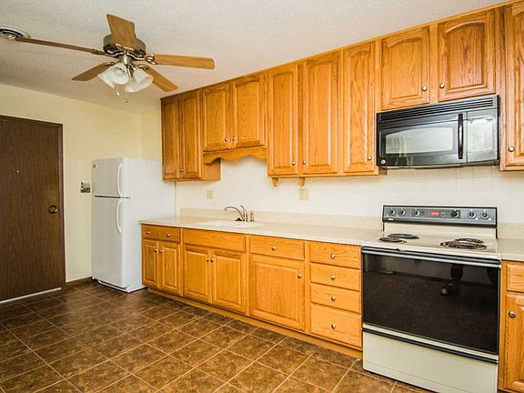 4th image of 2705 Prospect Ave