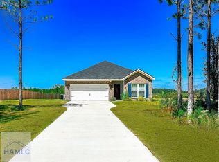 1667 SE Arnold Dr, Allenhurst, GA 31301