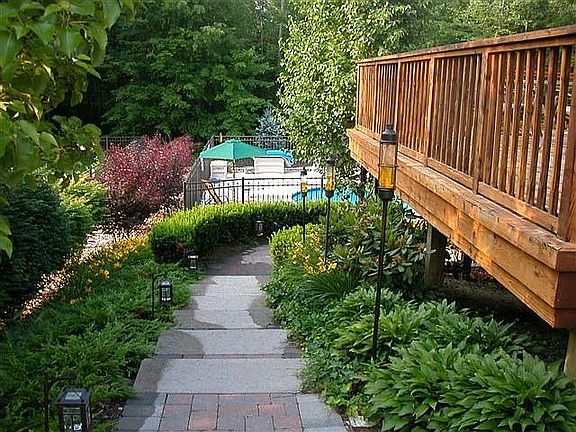 walkway to backyard
