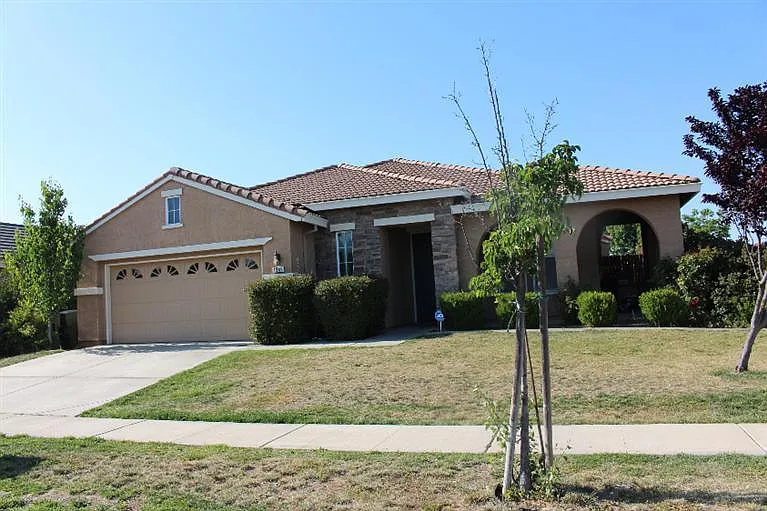 1349 Oregon Creek Way photo 1