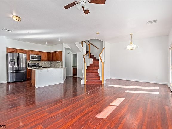 5th image of 1159 Volcanic Garden Ct Unit 102