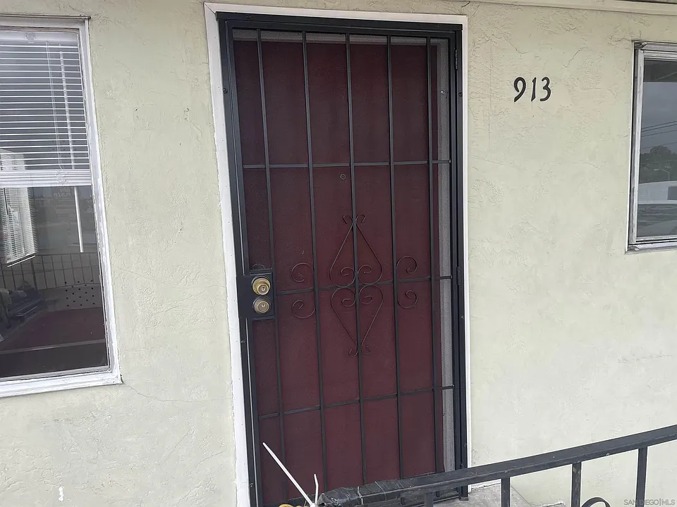 913 Highland Ave