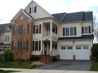 23214 Robin Song Dr, Clarksburg, MD 20871