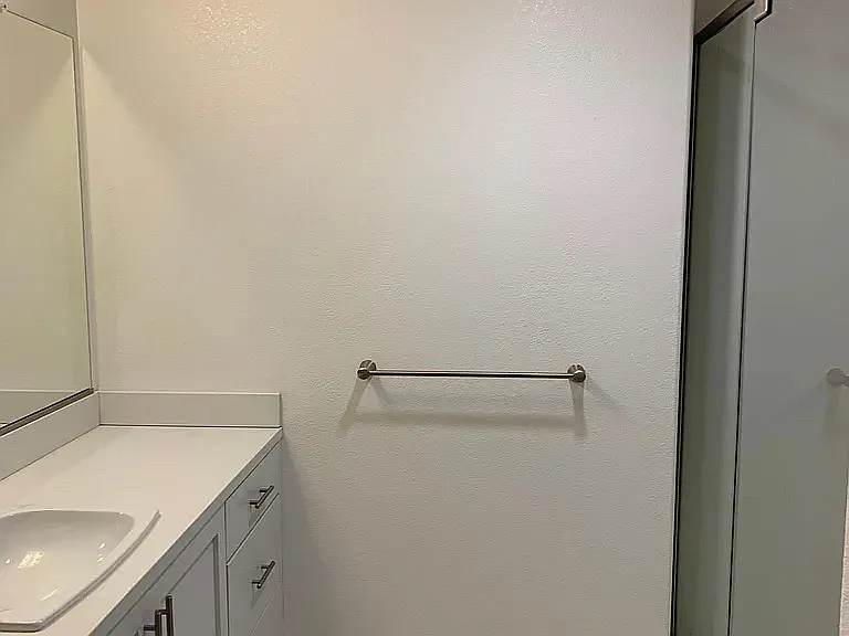 2585 El Camino Real — Photo 6