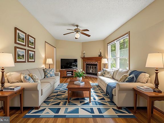 5th image of 491 Redwood Ln