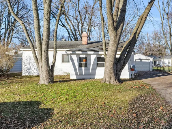 2418 E Green St, Urbana, IL 61802