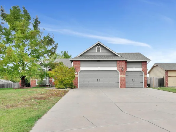 110 E Kodiak St, Kechi, KS 67067