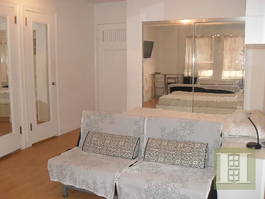 Rented by Halstead Real Estate | media 60