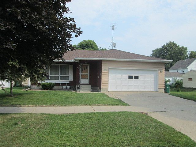 1st image of 315 7th Ave S