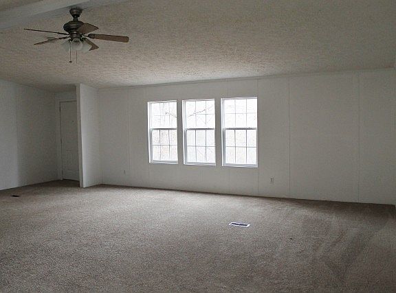 Spacios Living Room
