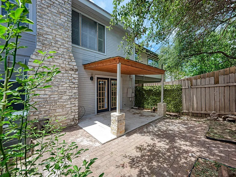7917 Parliament Pl — Photo 31
