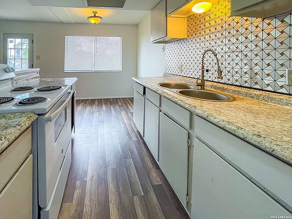 4th image of 1001 Avenue B