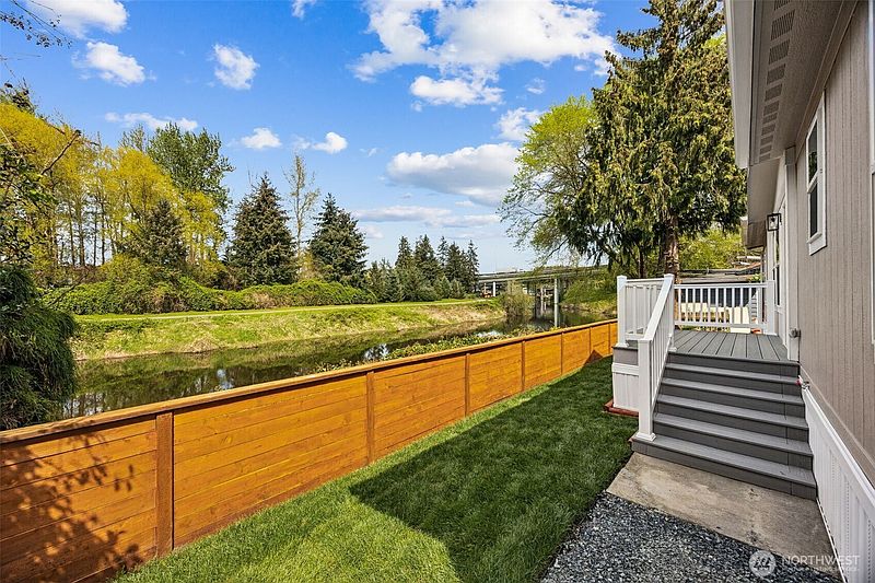 3rd image of 11510 E Riverside Drive #27
