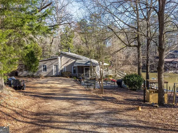 185 Claymore Dr, Hamilton, GA 31811
