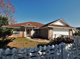 10957 Lost Pine Dr, Jacksonville, FL 32246