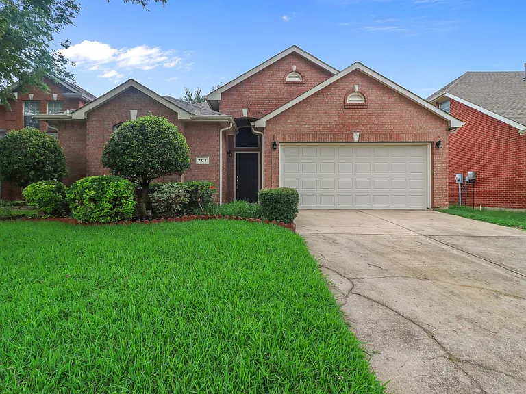 701 Bella Vista Dr — Photo 11
