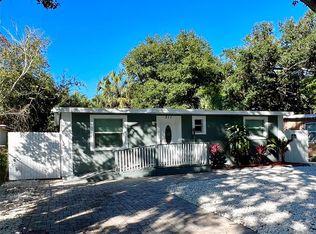 311 E Harrison St, Tarpon Springs, FL 34689