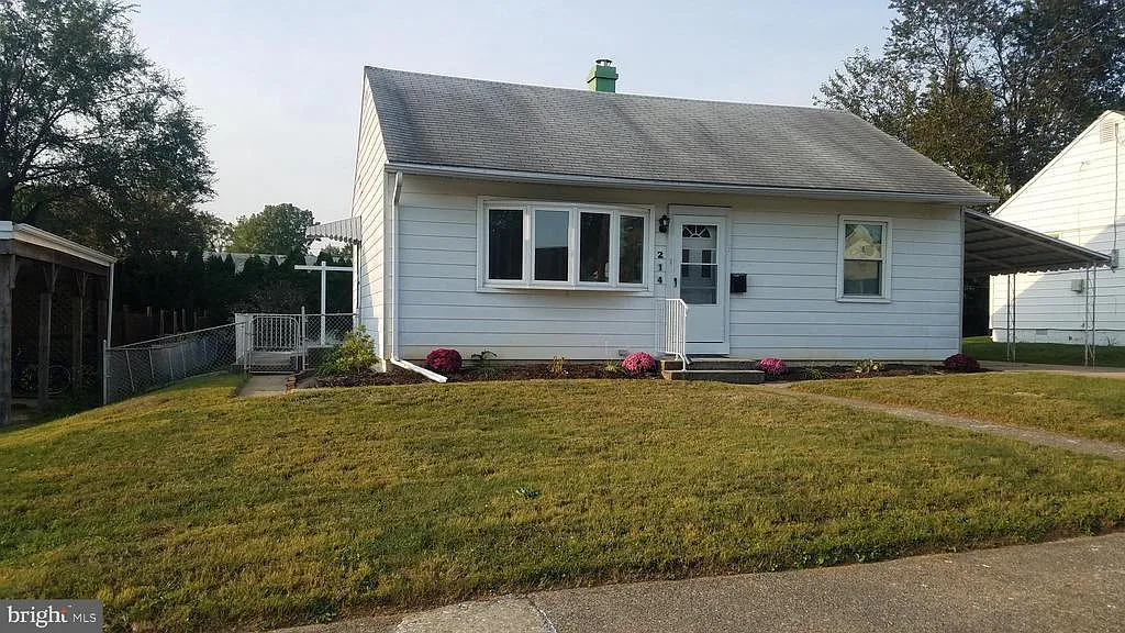 214 Cumberland Dr photo 1