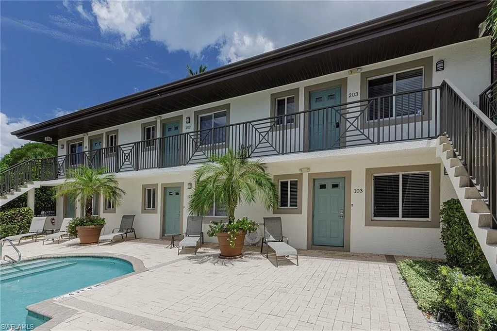 1 bed, 1.0 bath, 600 sqft, $6,500 — Photo 3