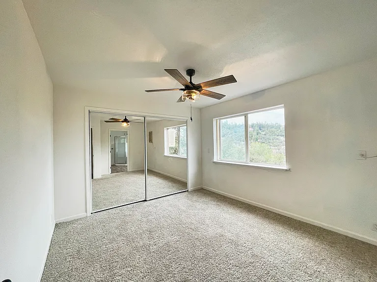 20809 Caylor Dr — Photo 9