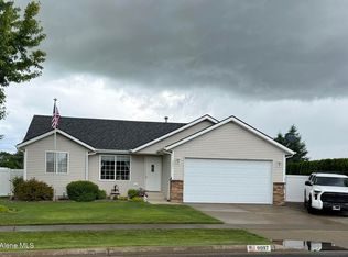 9097 N Torrey Ln, Hayden Lake, ID 83835