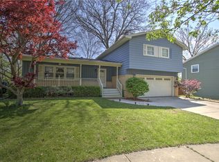 4636 Lawson Dr, Decatur, IL 62526