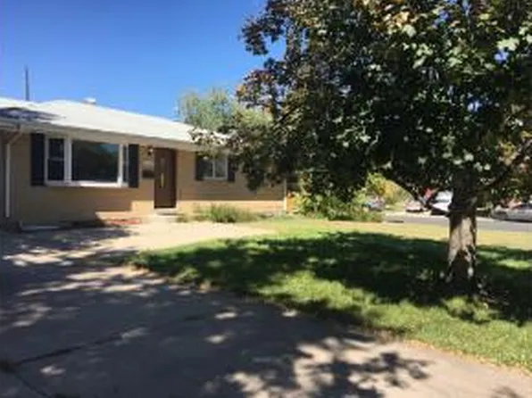 575 Moline St, Aurora, CO 80010