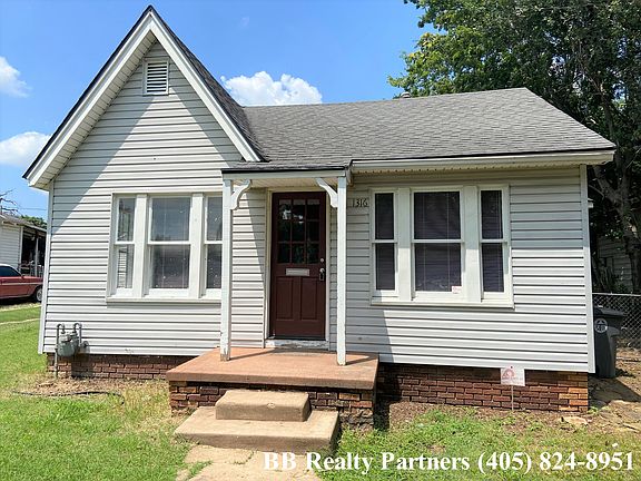 2nd image of 1316 S Oswego Ave