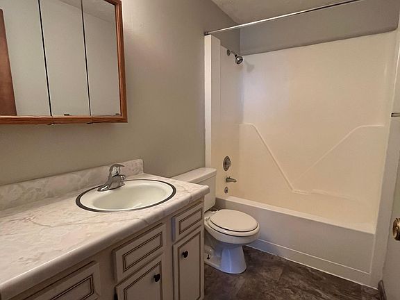 2nd image of 5140 S 48th St #3