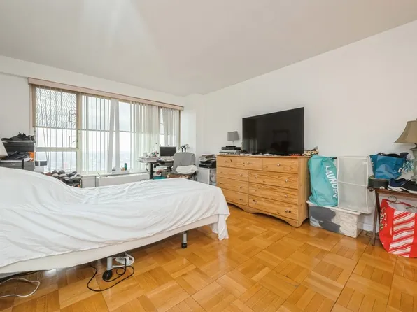 166-25 Powell Cove Boulevard image 27 of 42