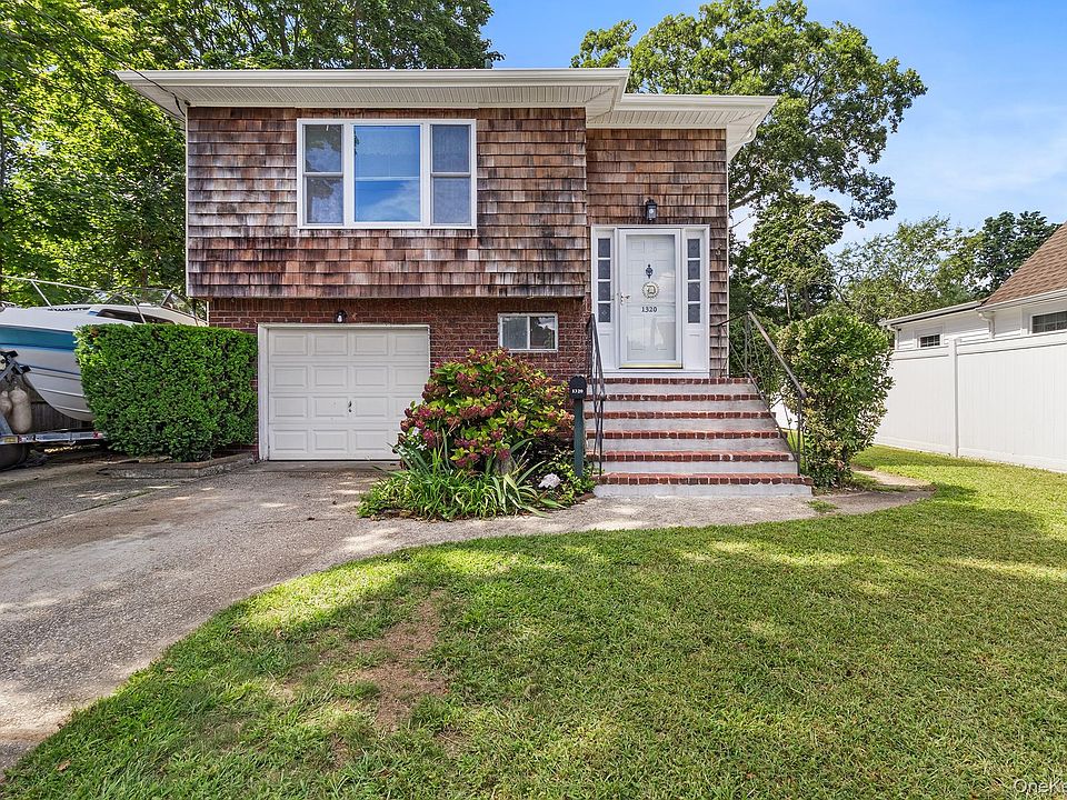 1st image of 1320 Pine Acres Boulevard