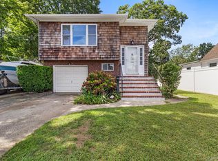 1320 Pine Acres Boulevard, Bay Shore, NY 11706