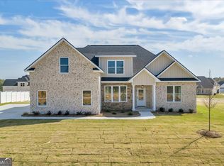 177 Doublegate Dr, Lizella, GA