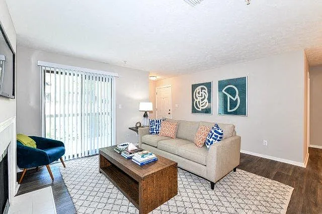 Woodcrest Village — Photo 9