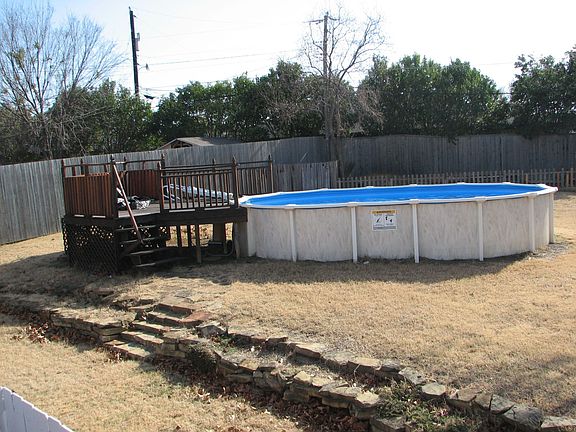 Above Ground Pool 9 months old
