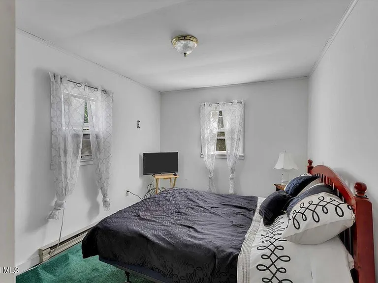 68 Marvin St — Photo 36