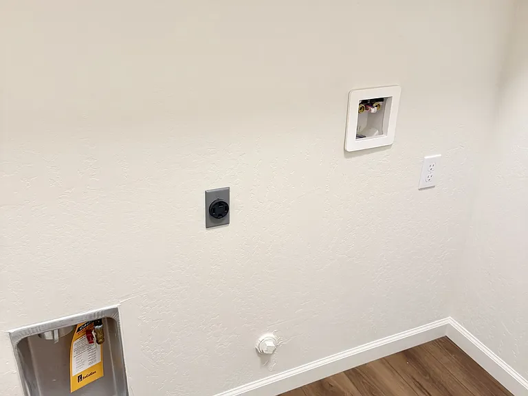 1473 Concord Way — Photo 23
