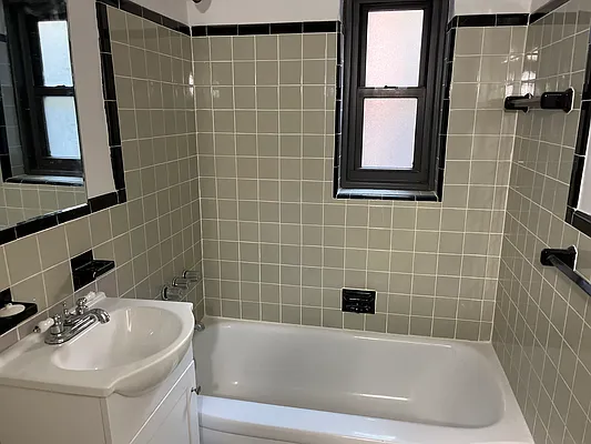 Rented by The Coop Connection LLC | media 8