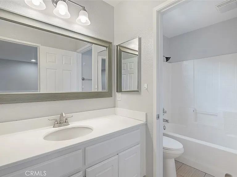 3661 Hawks Dr — Photo 21