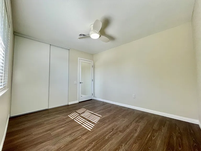 42900 Texas Ave — Photo 16