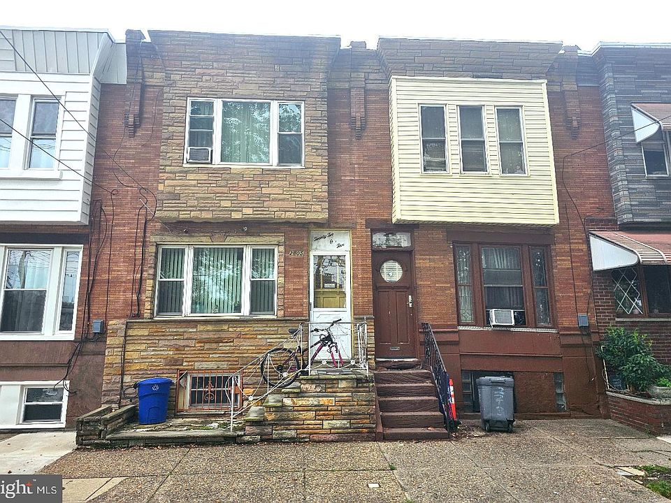 1st image of 2205 S 24th St