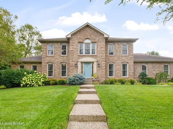 1701 Ashfield Ln, Louisville, KY 40220