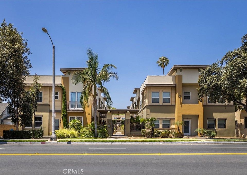 1st image of 431 N Los Robles Ave Unit 2