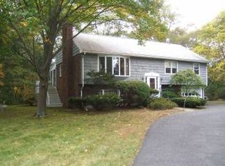 28 Palmer Rd, Beverly, MA 01915