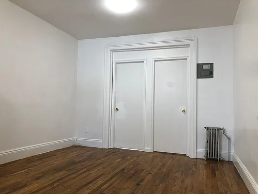 Rented by Premier Metro Realty Corp | media 3