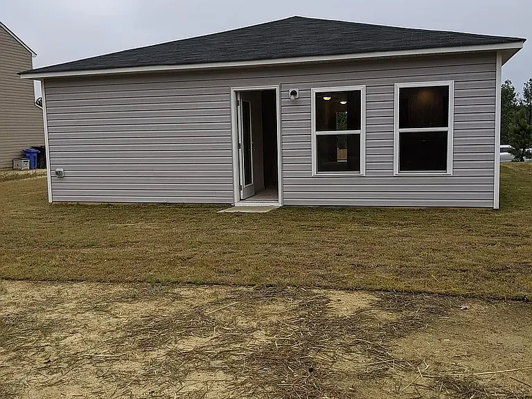 523 Jernigan St — Photo 13