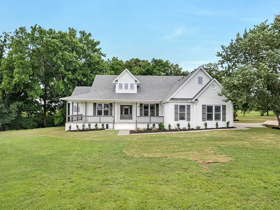 1st image of 408 Musteen Rd