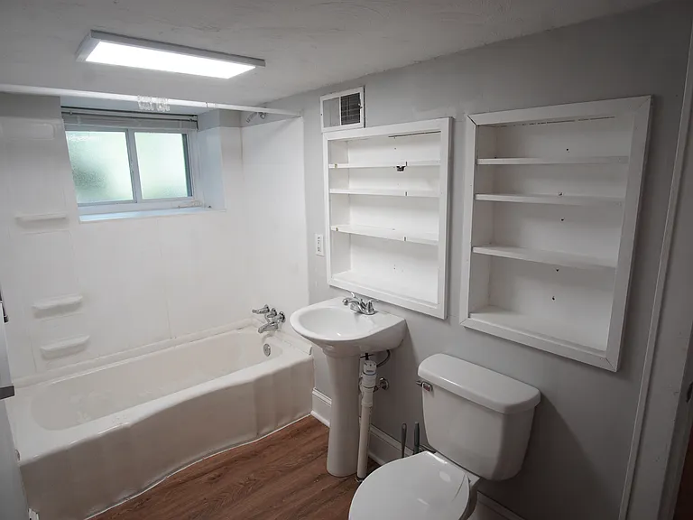 36 Garden Cir #1 — Photo 1