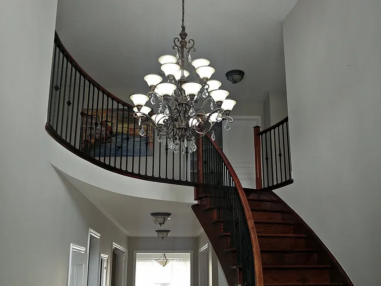 39 Daleridge Cres — Photo 4